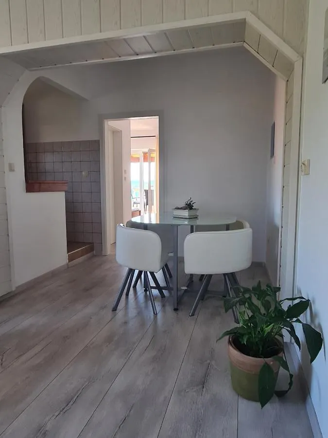 Apartman Karmen Barbat na Rabu 0*,  Hırvatistan