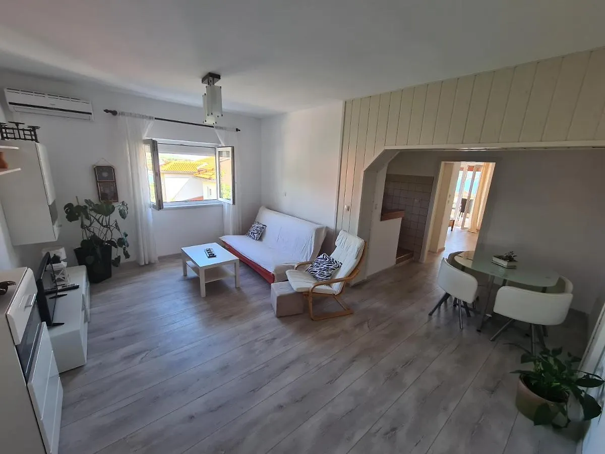 Apartman Karmen Barbat na Rabu