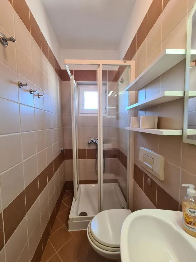 Apartman Karmen Barbat na Rabu Daire